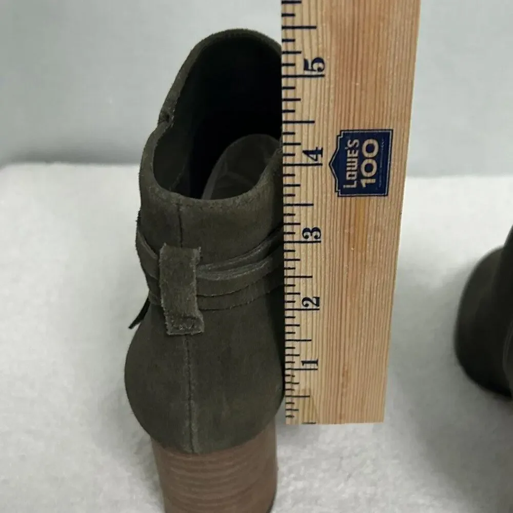 NWT Violet & Red Women's Suede Jenna Stacked Heel Booties-Olive Green-6.5